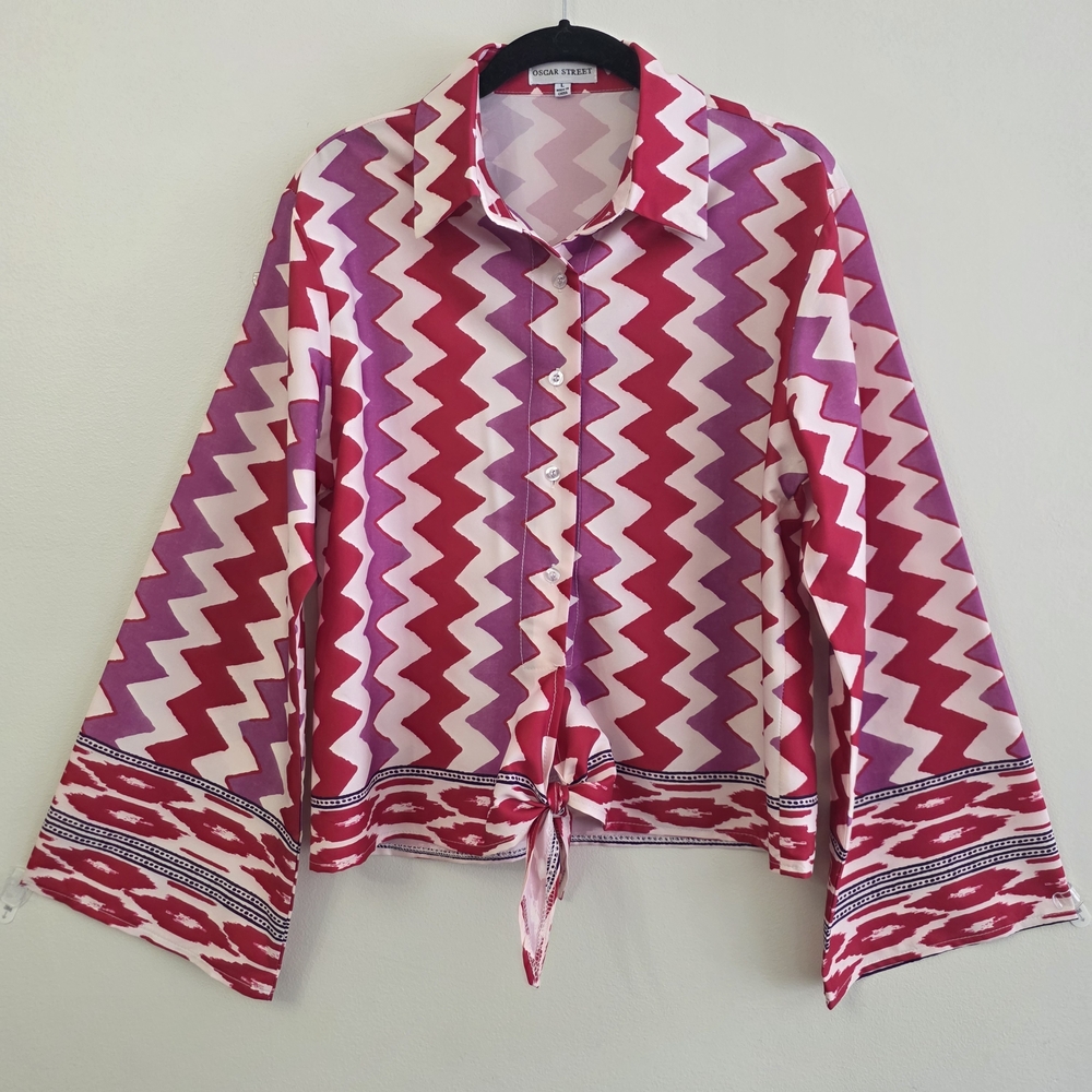 Zigzag Patterned Button Down Shirt  With Tie Accent